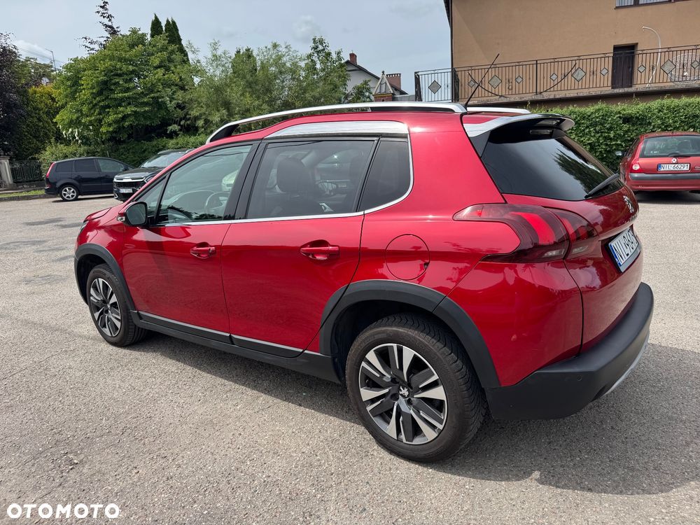 Peugeot 2008 1.2 Pure Tech GPF Active S&S - 17