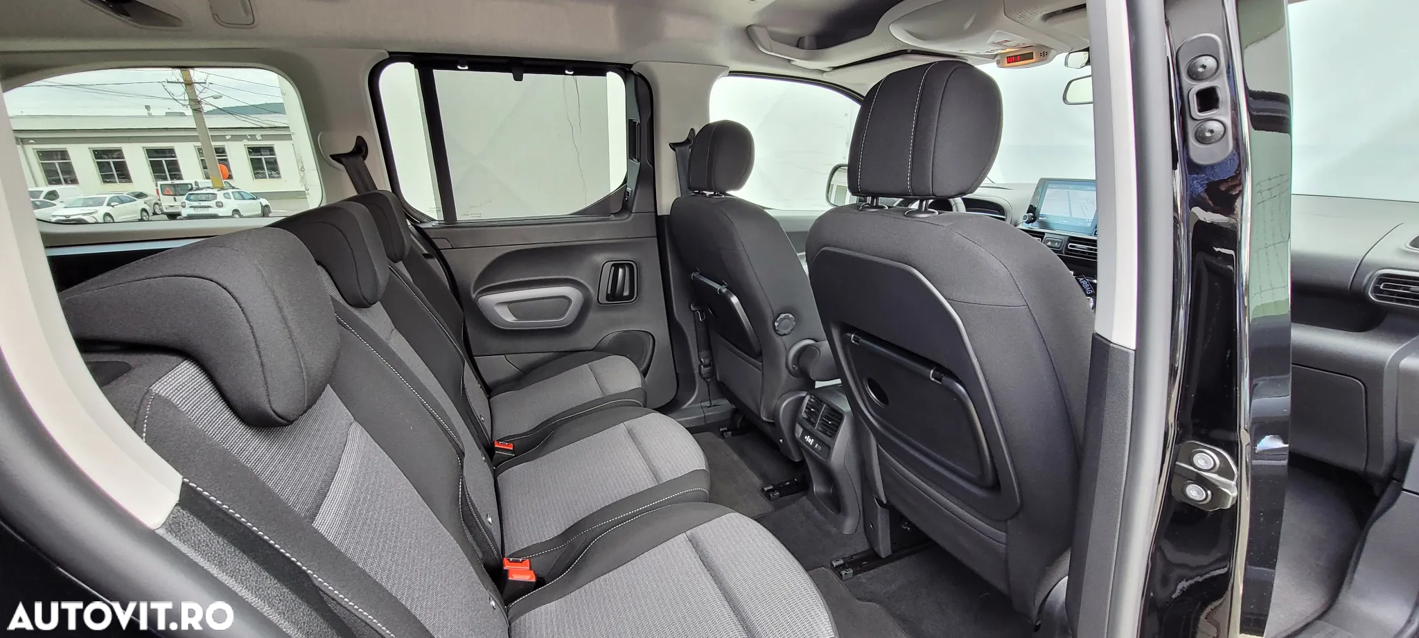 Toyota Proace City Verso Electric 100KW/136 CP 50KWH L2H1 6+1 Family+ - 31