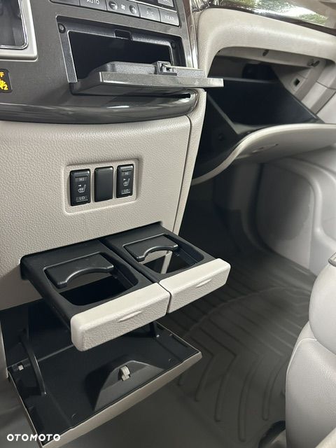 Nissan Quest 3.5 - 26