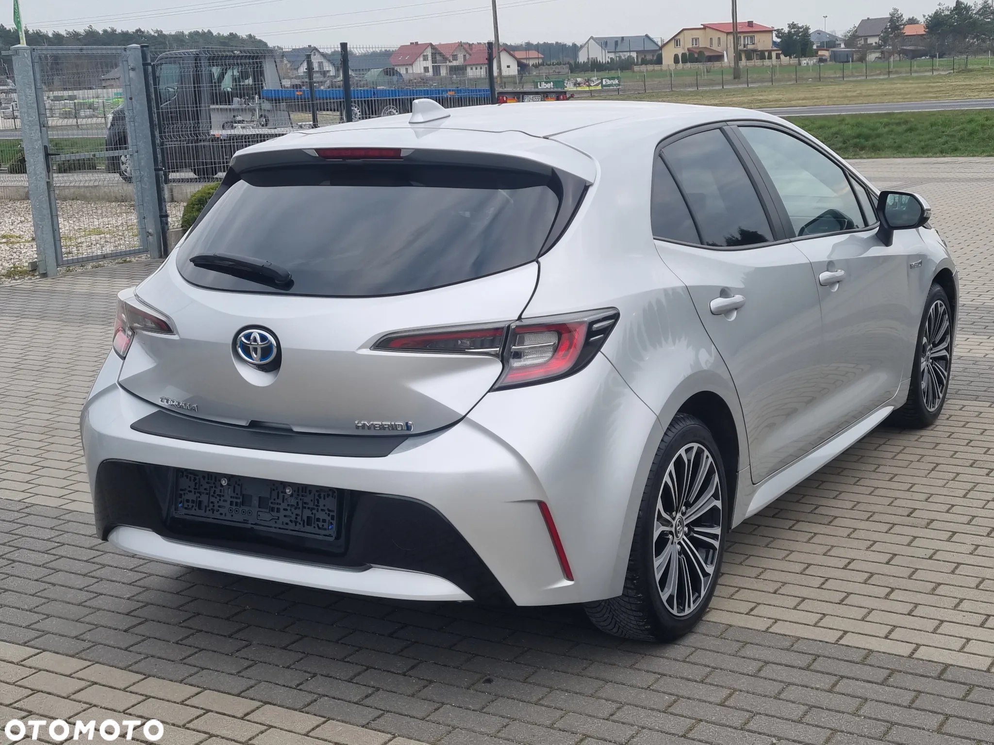Toyota Corolla 1.8 Hybrid Comfort - 7