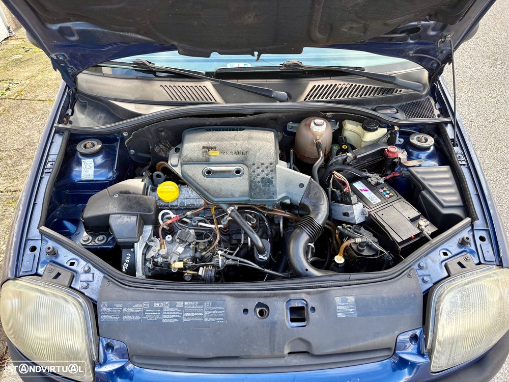 Renault Clio 1.9 D RN - 5