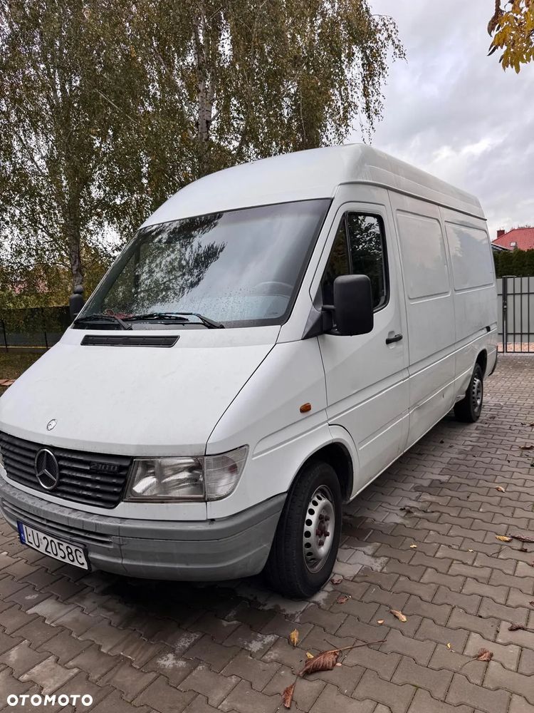 Mercedes-Benz SPRINTER - 1