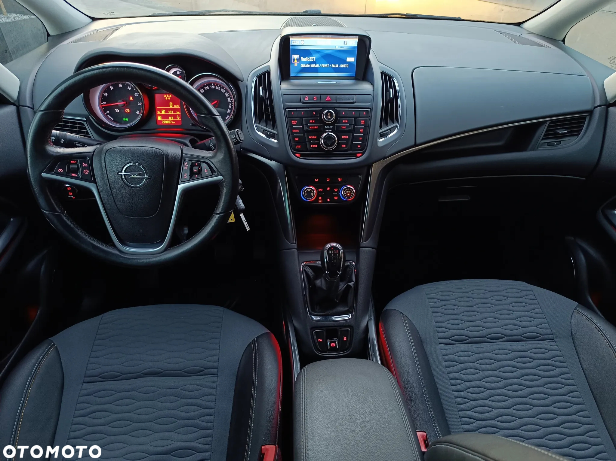 Opel Zafira Tourer 1.4 Turbo Innovation - 11