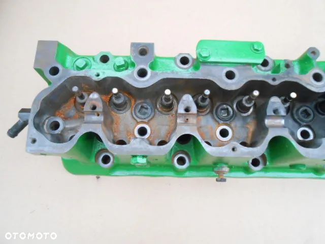 Głowica silnika R102932 John Deere 7800 - 6