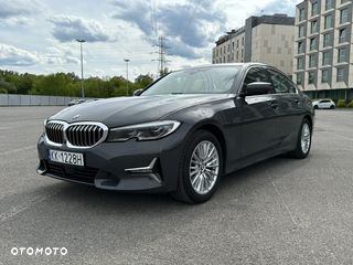 BMW Seria 3 320d Luxury Line