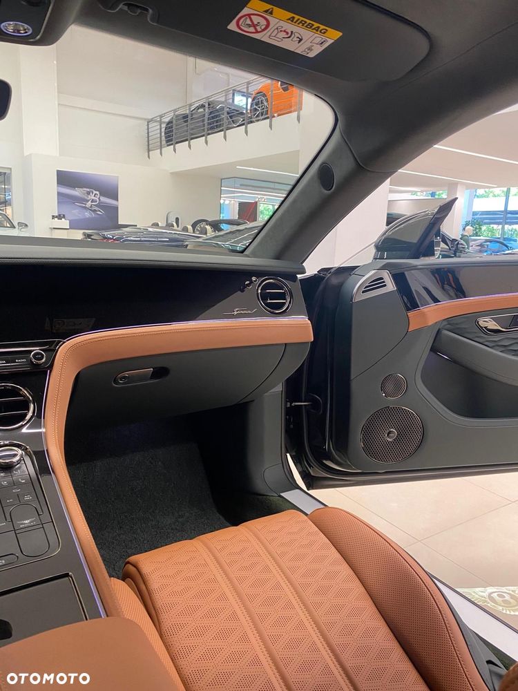 Bentley Continental GT W12 - 9