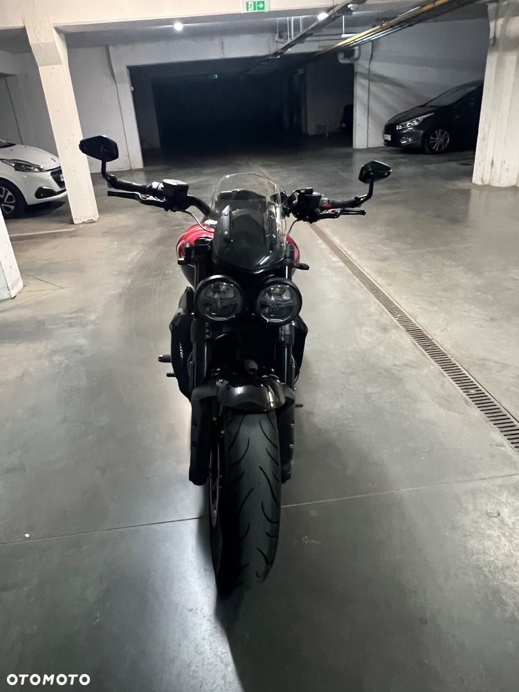 Triumph Rocket - 11