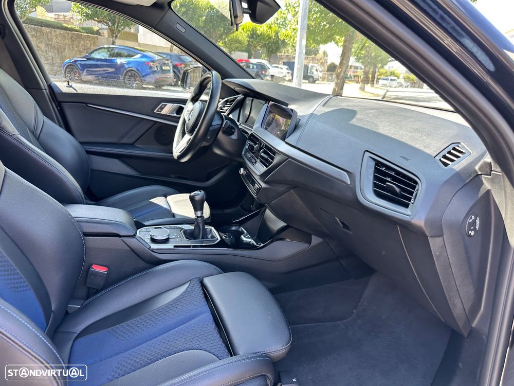 BMW 116 d Pack Desportivo M - 39