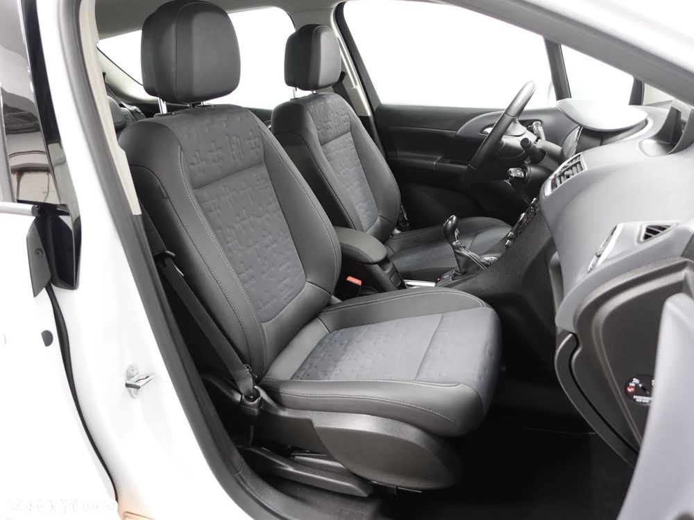 Opel Meriva 1.4 Ecoflex Innovation - 28