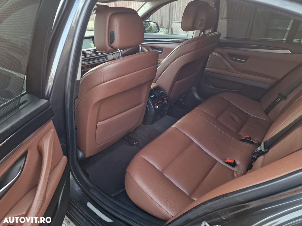 BMW Seria 5 520d Gran Turismo - 8