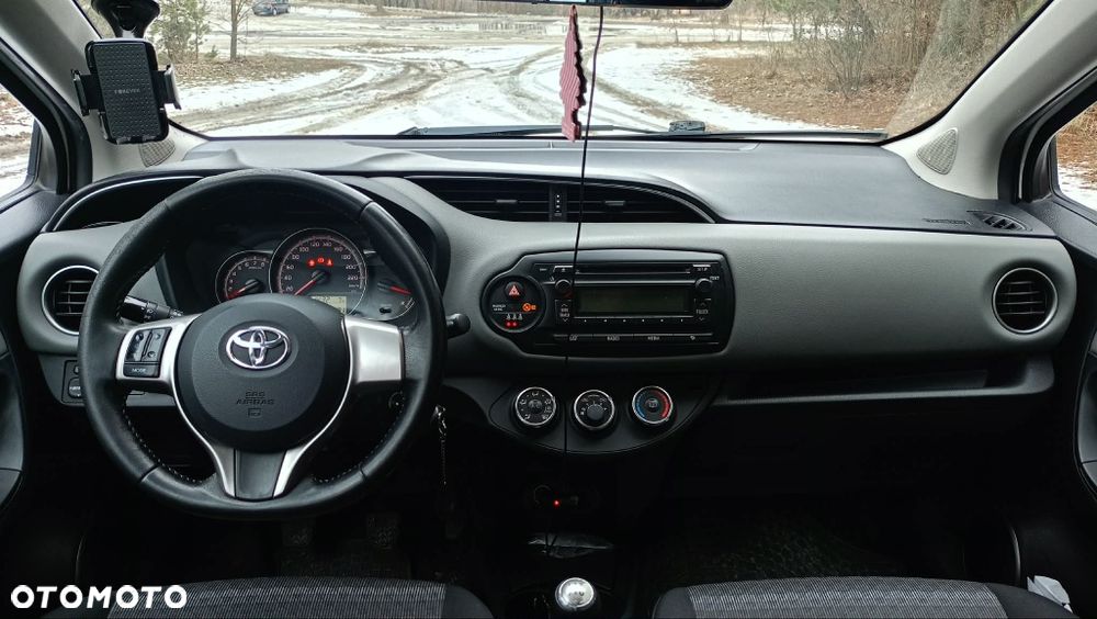 Toyota Yaris - 6