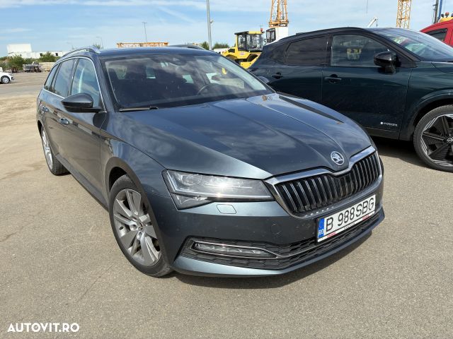 Skoda Superb 2.0 TDI DSG Ambition - 2