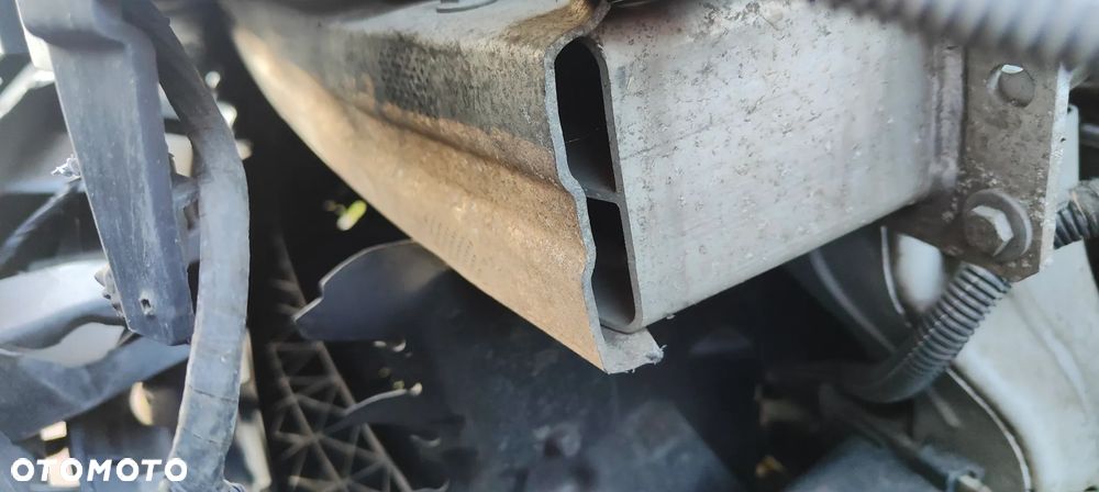 Citroën DS4 e-HDi 110 EGS6 SoChic - 12