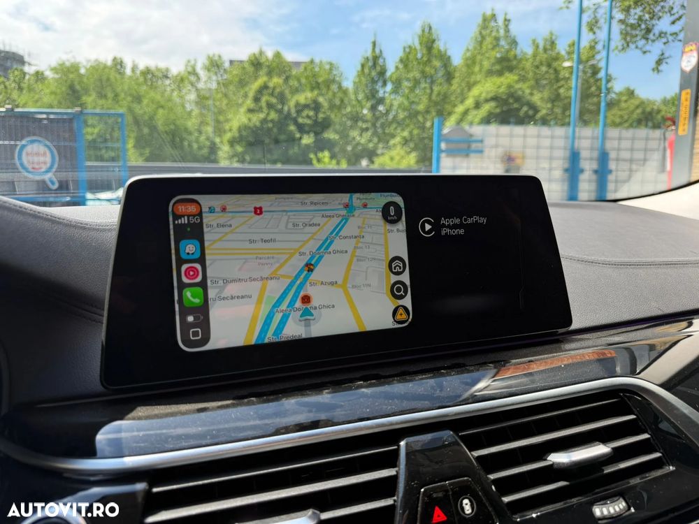 BMW Seria 5 520i Aut. Luxury Line - 14