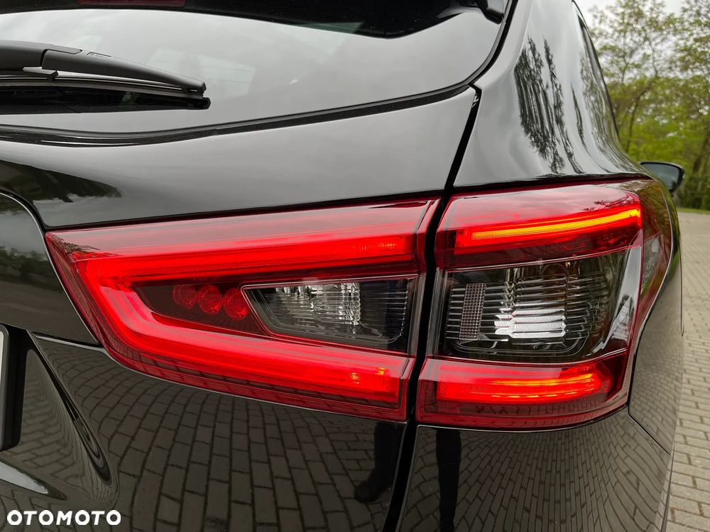 Nissan Qashqai 1.3 DIG-T N-Connecta - 35