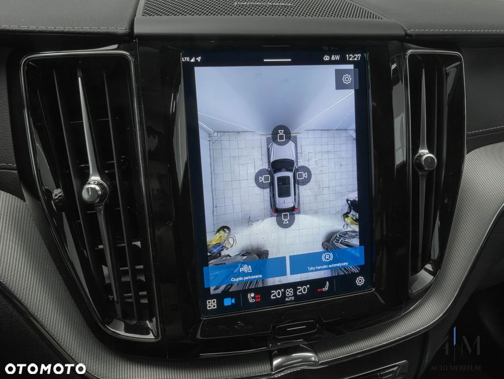 Volvo XC 60 B4 D AWD Ultimate Dark - 24