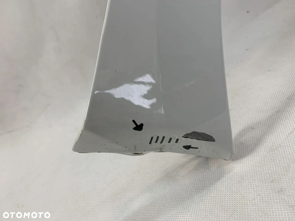 Seat Cupra Born 21r Blotnik prawy 2021 - 2