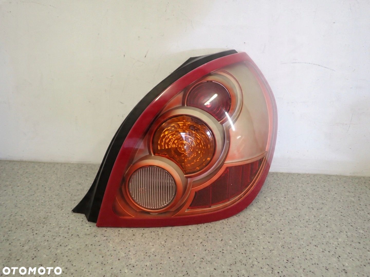 NISSAN ALMERA N16 HB 03-06 LAMPA TYLNA PRAWA TYŁ - 1
