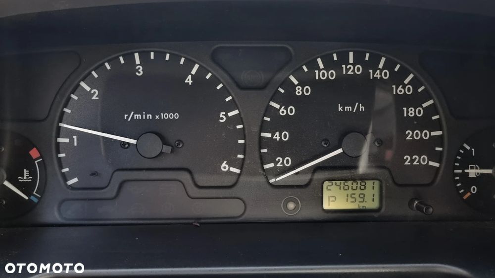 Land Rover Discovery - 10