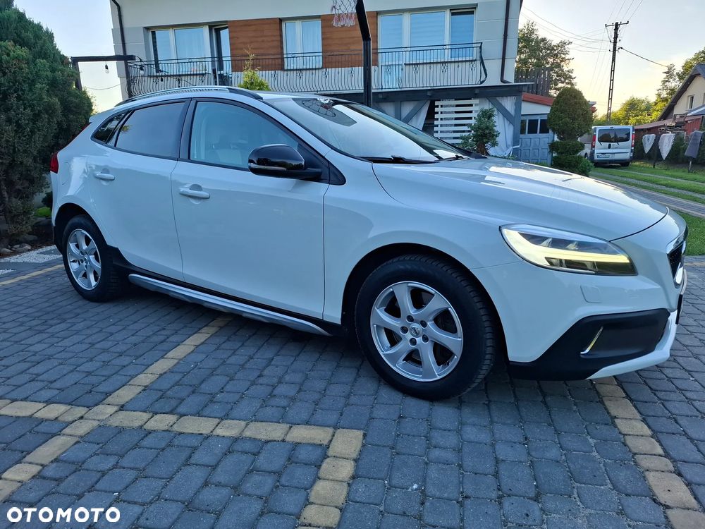 Volvo V40 Cross Country D2 Drive-E Dynamic Edition - 16