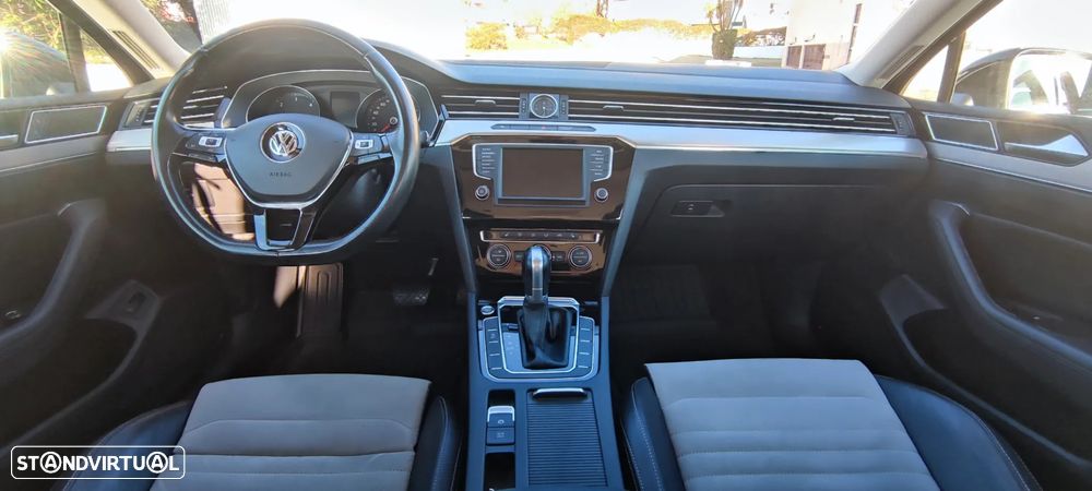 VW Passat Variant 2.0 TDi Highline DSG - 9