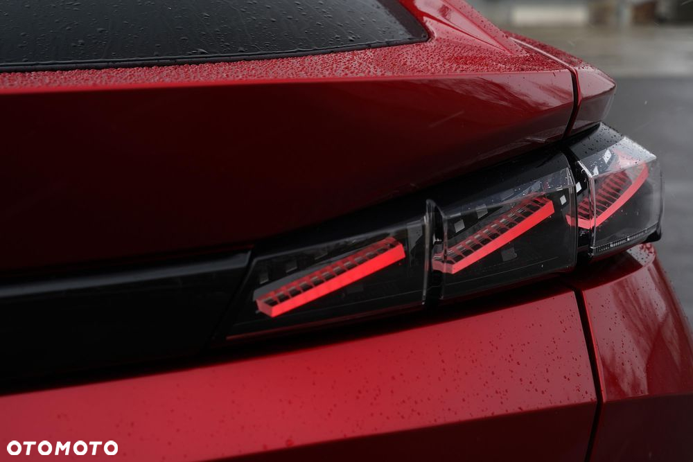 Peugeot 408 1.2 PureTech mHEV GT S&S e-DSC6 - 26