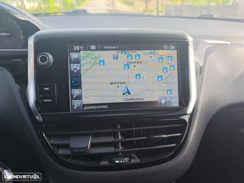 Peugeot 208 1.6 BlueHDi Style - 7