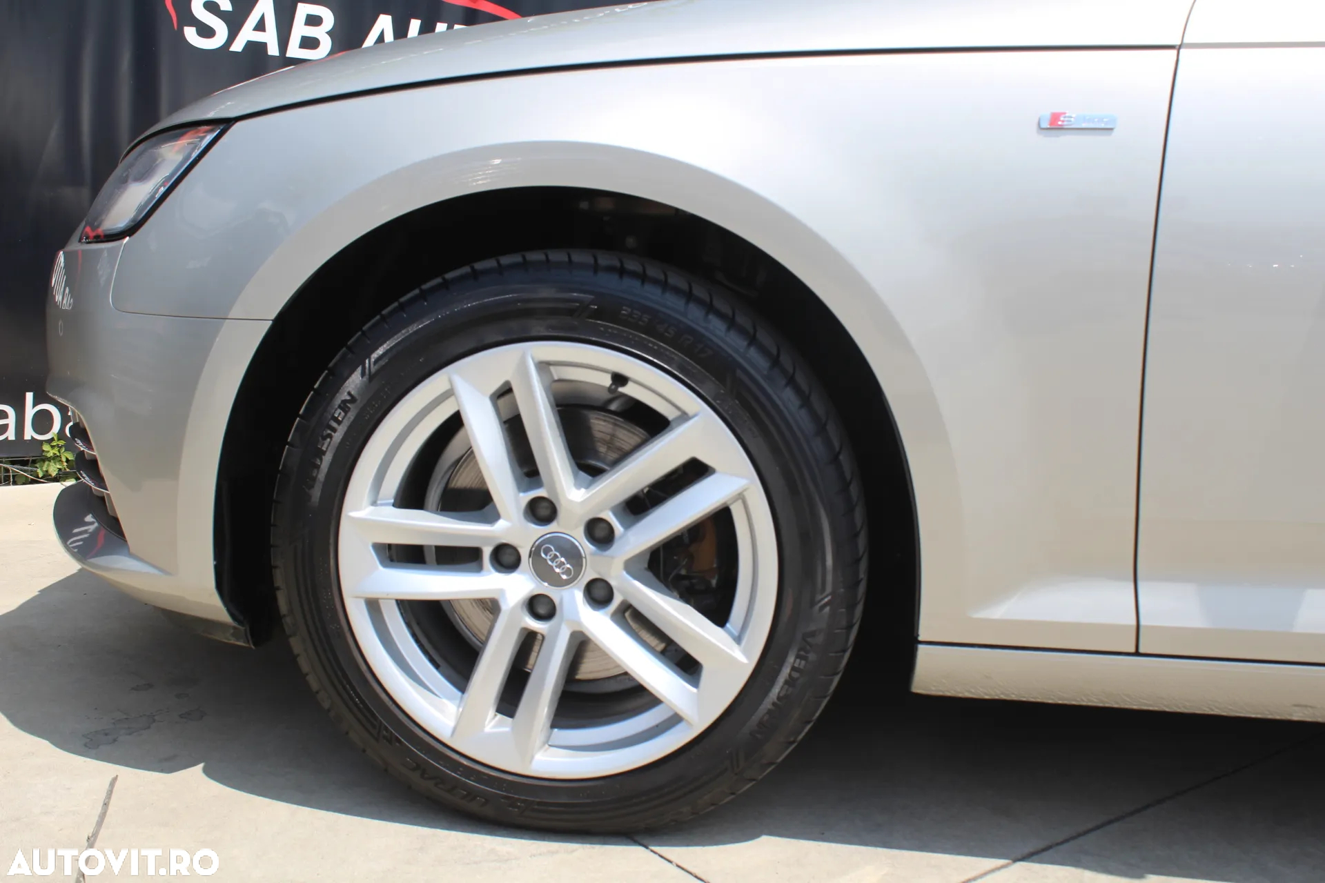 Audi A4 2.0 TDI S tronic - 22