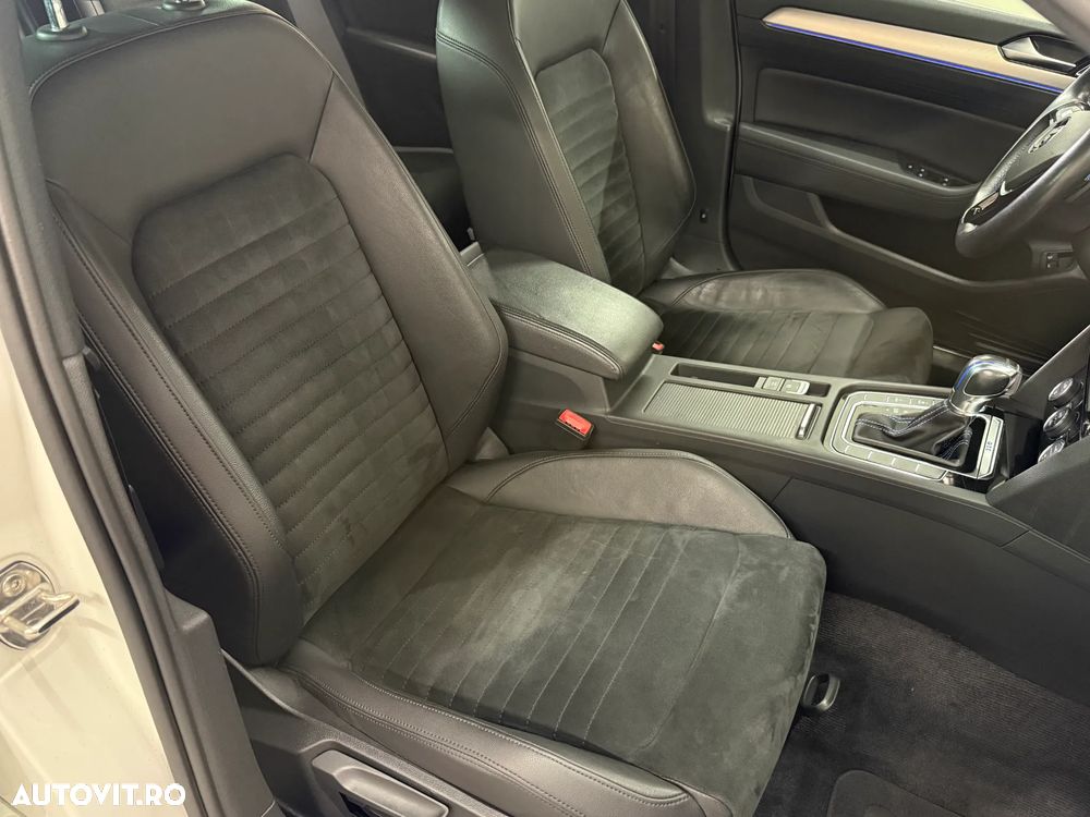 Volkswagen Passat - 11