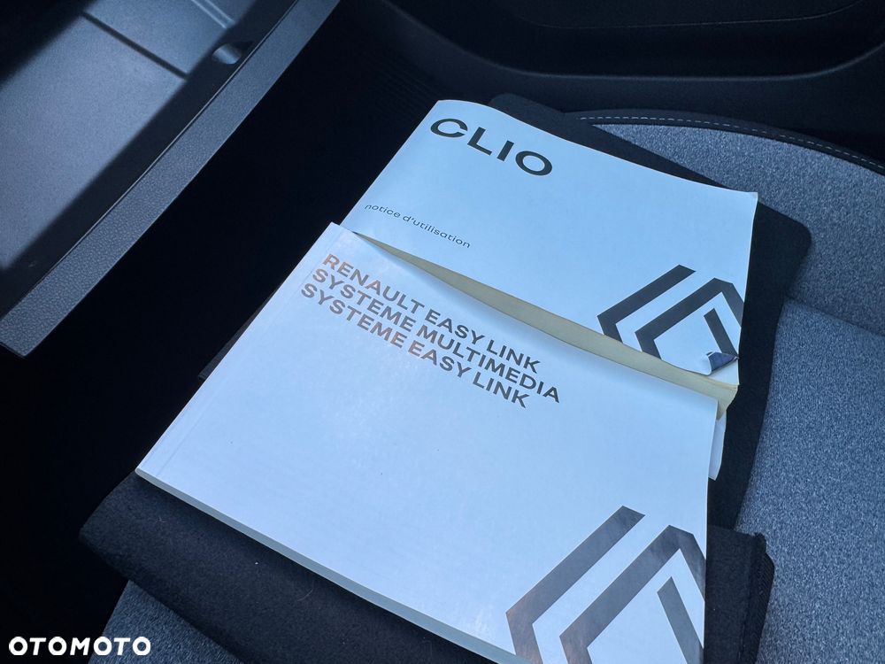 Renault Clio TCe 100 INTENS - 29