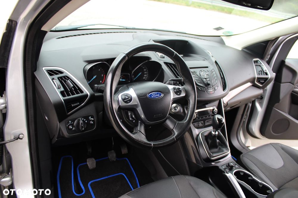 Ford Kuga 2.0 TDCi 4x4 Titanium - 18