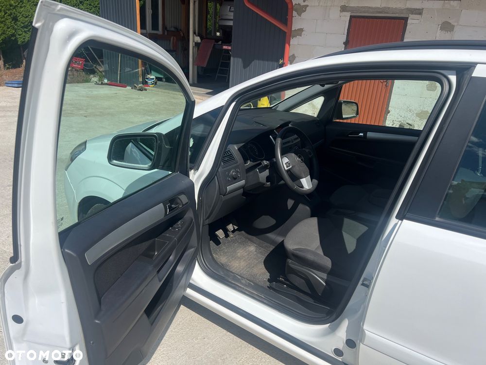 Opel Zafira - 6