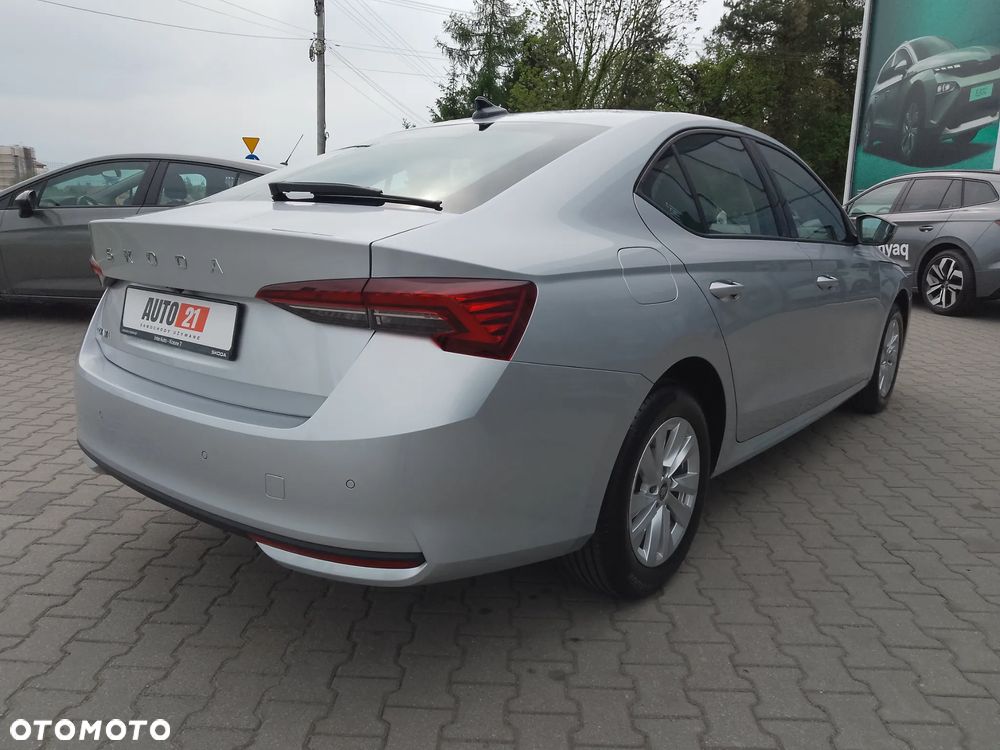 Skoda Octavia 1.5 TSI Essence - 6