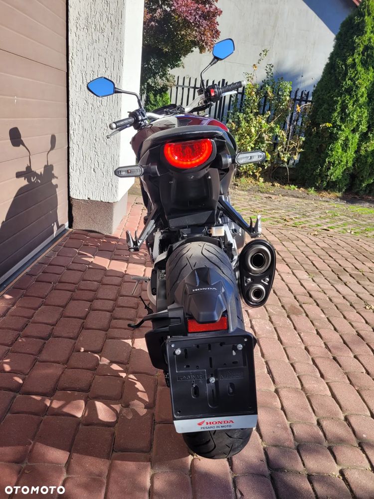 Honda CB - 22