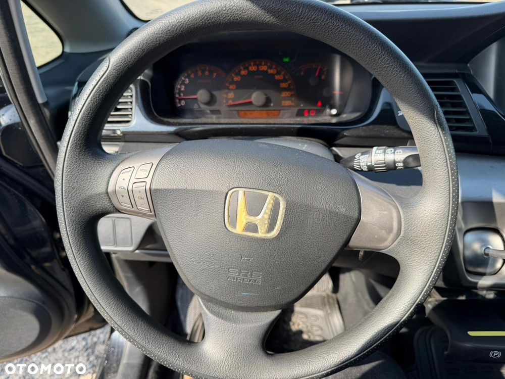 Honda FR-V 1.7 - 7