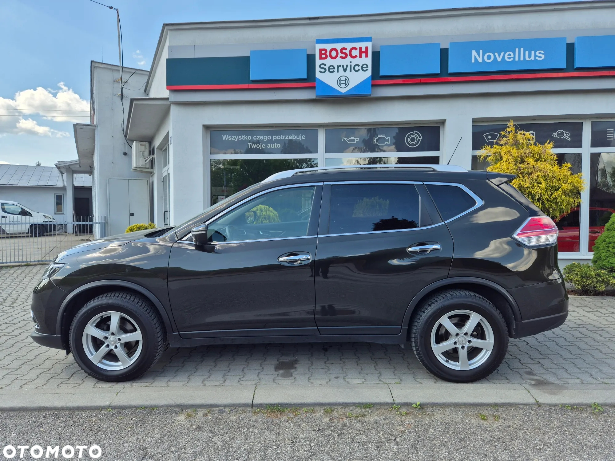 Nissan X-Trail 1.6 DIG-T N-Connecta 2WD - 4