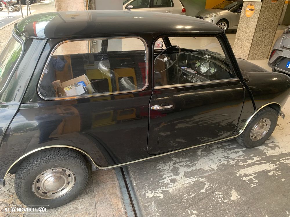 Austin Mini - 16