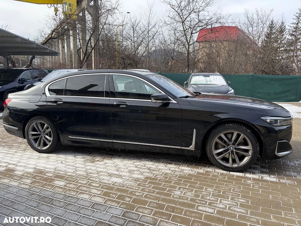 BMW Seria 7 745Le xDrive AT PHEV - 9