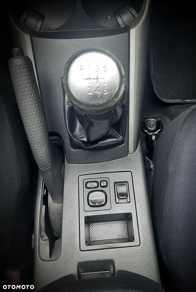 Toyota RAV4 2.2 D-4D 4x4 - 13
