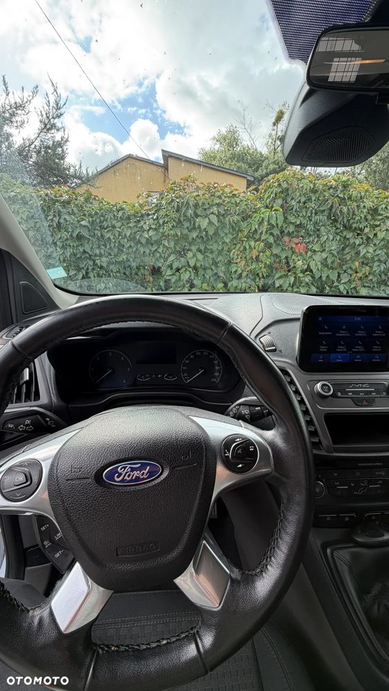 Ford Transit Connect - 8
