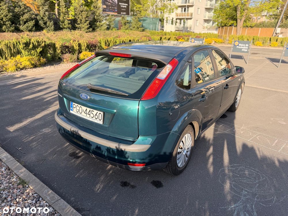 Ford Focus 1.6 16V Trend - 20