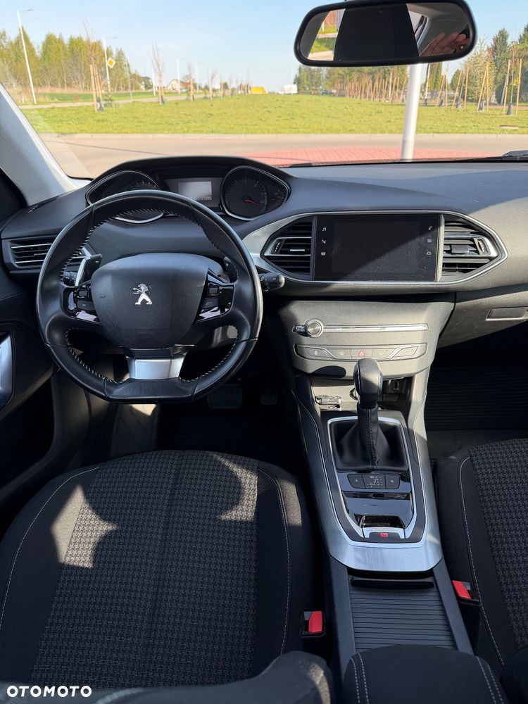 Peugeot 308 1.5 BlueHDi Active S&S EAT6 - 6