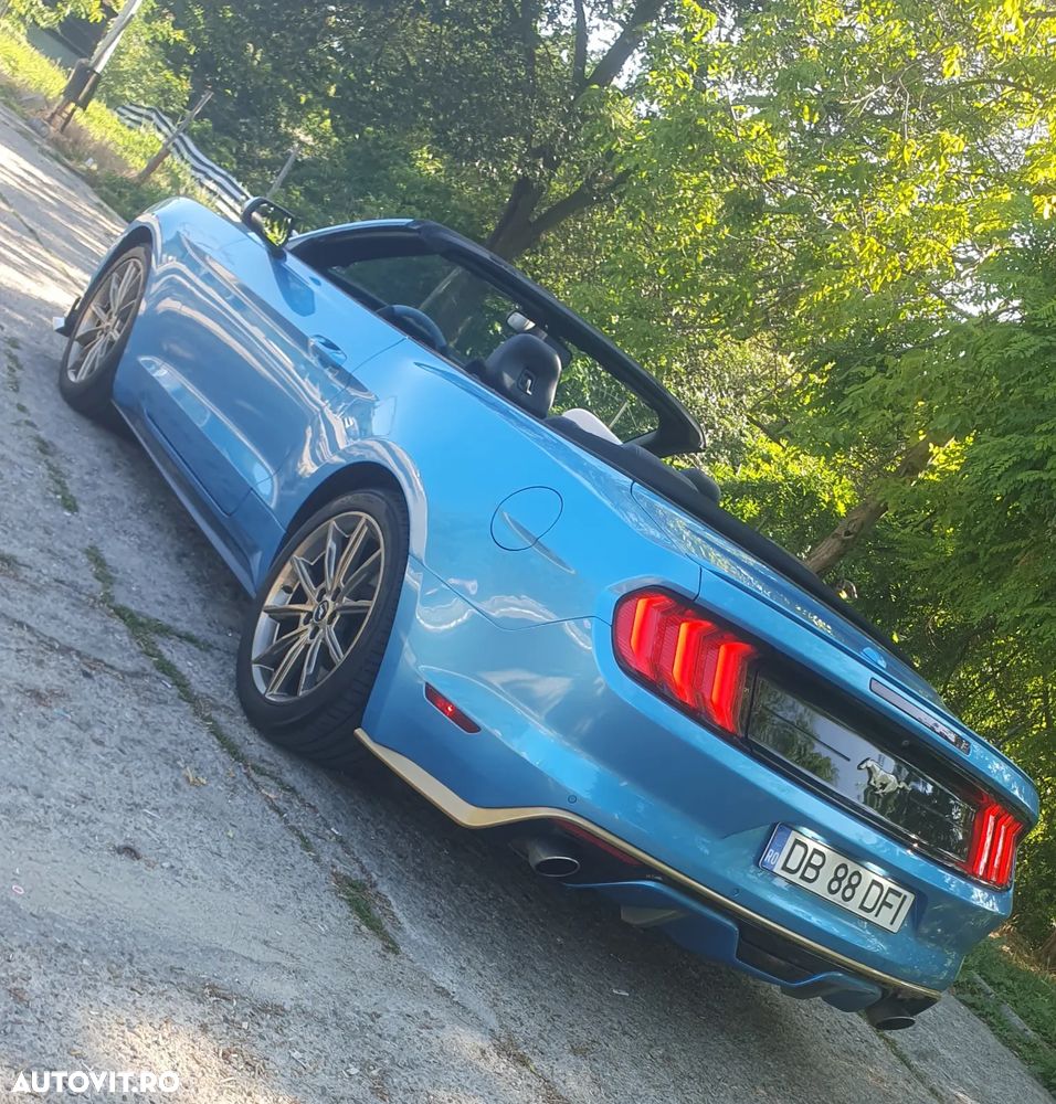 Ford Mustang - 5