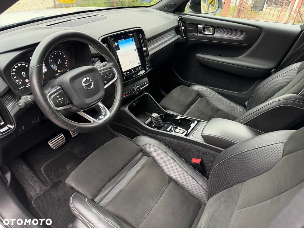 Volvo XC 40 T5 AWD R-Design - 9