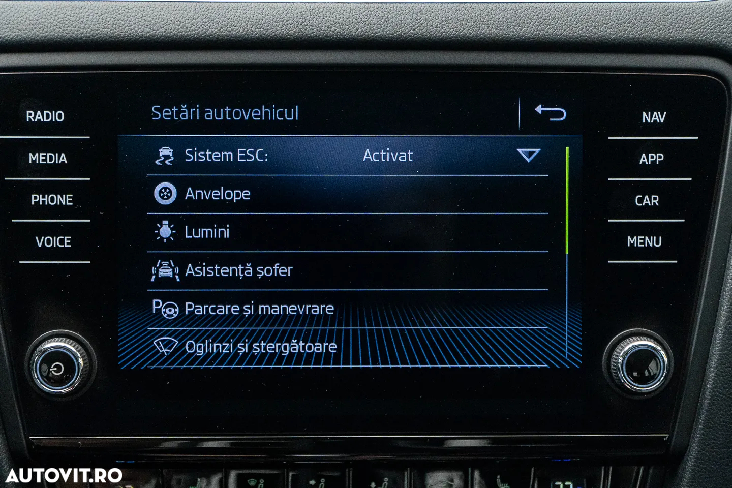 Skoda Octavia Combi 1.0 TSI DSG Style - 37