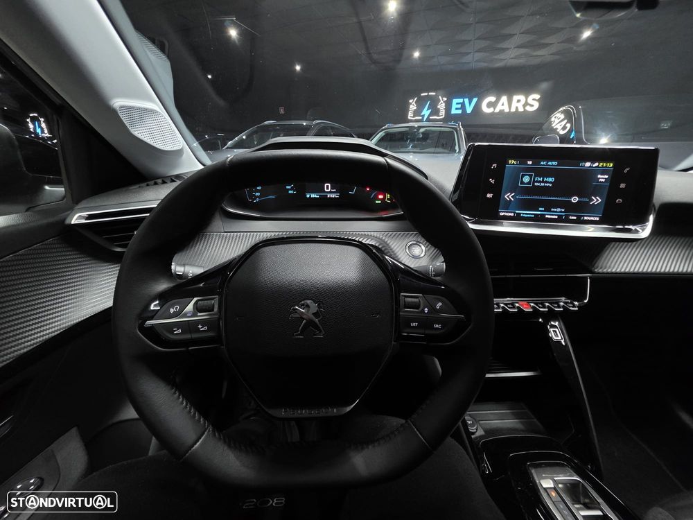 Peugeot e-208 Active Pack - 36