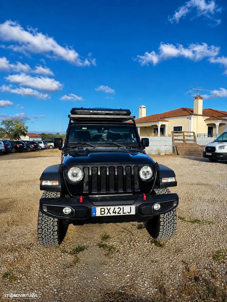 Jeep Wrangler Unlimited - 1