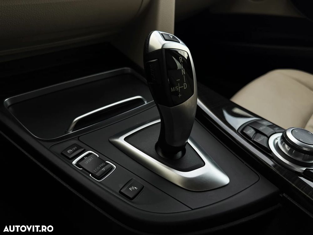 BMW Seria 3 318d Aut. Edition Luxury Line Purity - 25