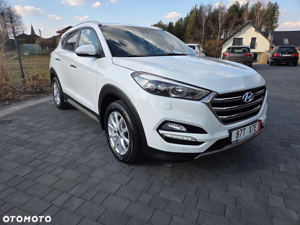 Hyundai Tucson 2.0 CRDI 4WD Automatik Premium - 3