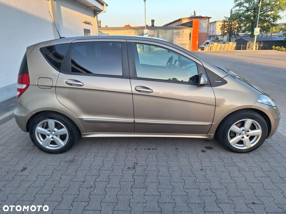 Mercedes-Benz Klasa A 200 Autotronic Elegance - 6